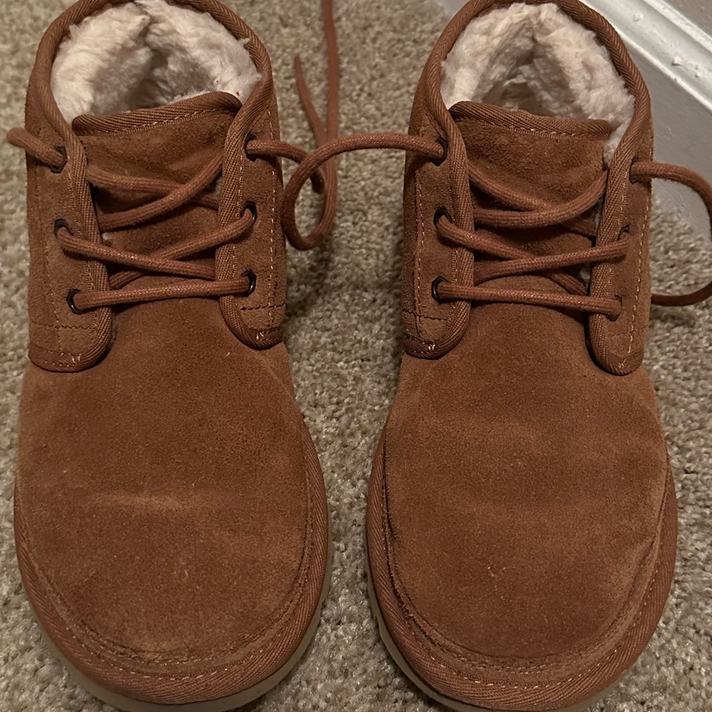 Very gently used uggs